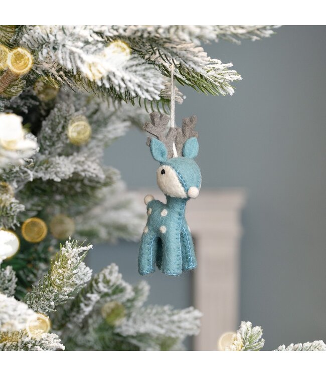 SJAAL MET VERHAAL  •• Hanger rendier Ijsblauw