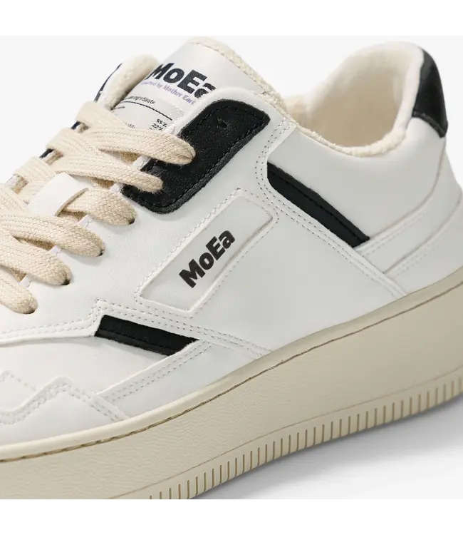 MoEa •• Sneaker  GEN1 - Grapes Retro White & Black