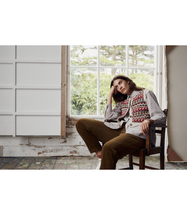 SEASALT CORNWALL •• Spencervest Dawson Pick Fairisle | Zig Zag Geo Red Sail