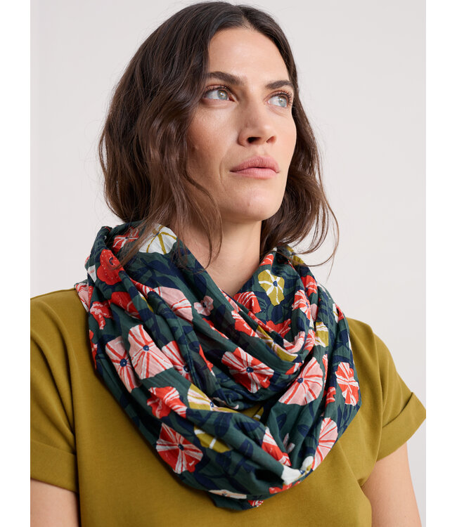 SEASALT CORNWALL •• New Everyday Circle Scarf | WINDING PETUNIAS GROVE