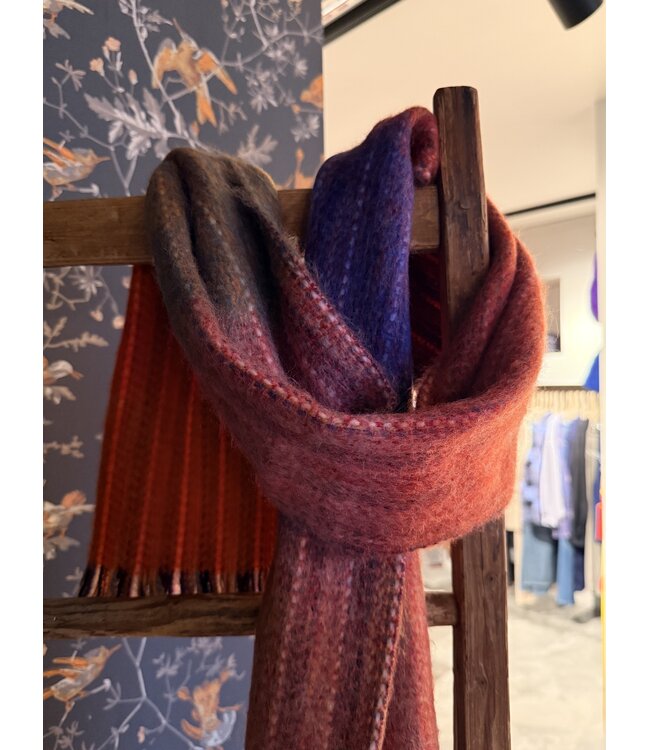 INTI Knitwear •• Brushed merino Shawl medio | Multi  -02