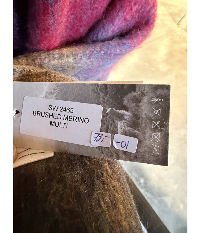 INTI Knitwear •• Brusched merino  Shawl large | Multi  -01