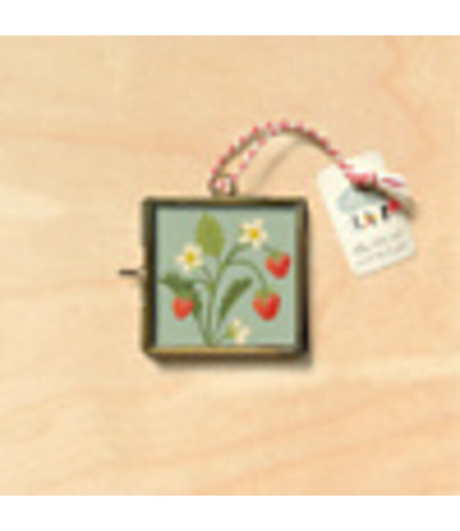 Illu-ster •• Glass frame | 50 x 50