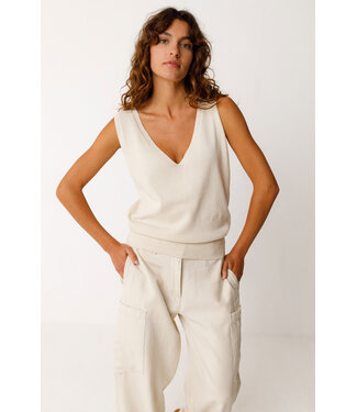 SKFK •• Top MAINDI | Ivory