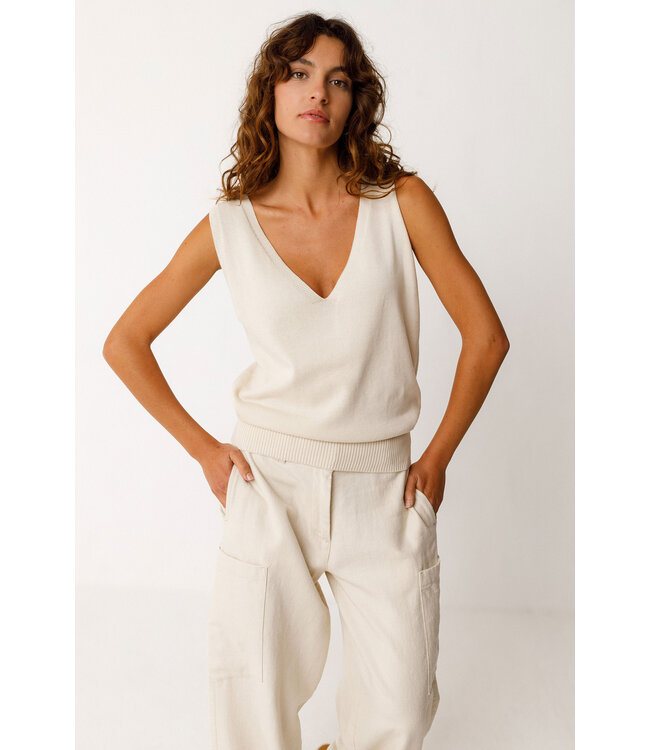 SKFK •• Top MAINDI | Ivory