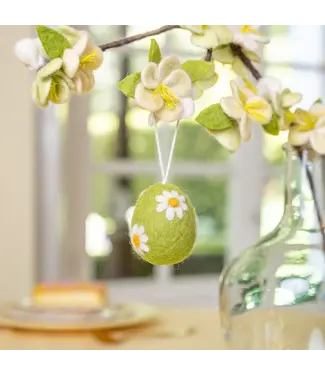 SJAAL MET VERHAAL  ••Hanger Ei Margrietjes Lichtgroen