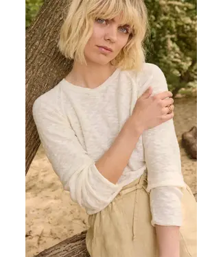 Tranquillo •• Sweater IDAA | White