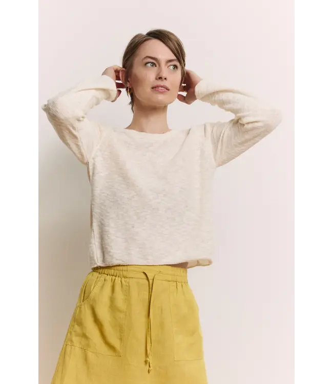 Tranquillo •• Sweater IDAA | White