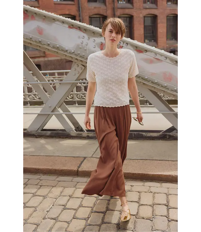 •• Top EMMAA | white