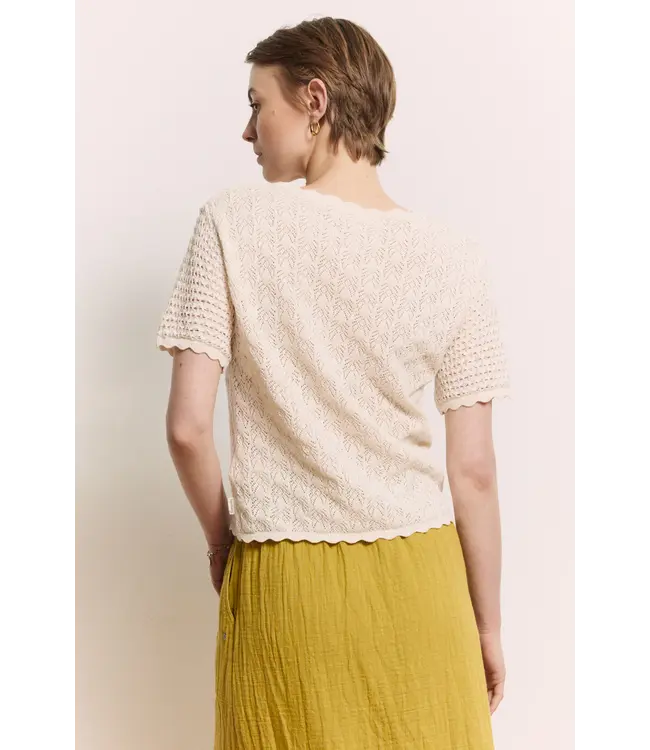 •• Top EMMAA | white