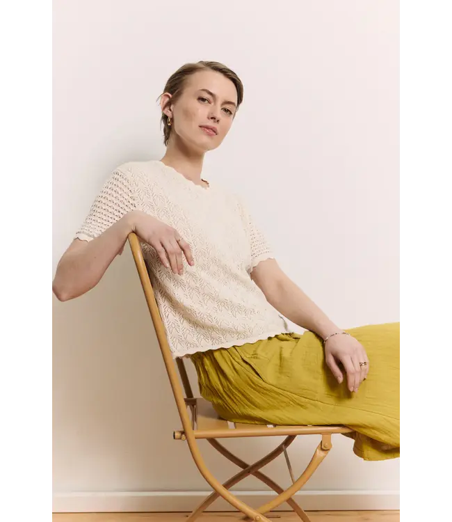 •• Top EMMAA | white