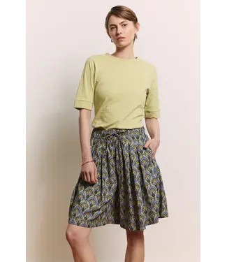 Tranquillo •• Shorts LEAA | green tulip