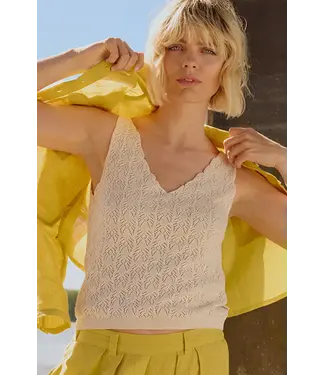 Tranquillo •• Top MALAA | white