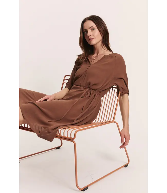 Tranquillo •• EcoVero™ jurk SARAAH | Chocolate