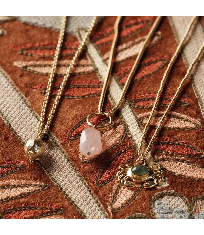 A BEAUTIFUL STORY •• Align Garnet Ketting Goud