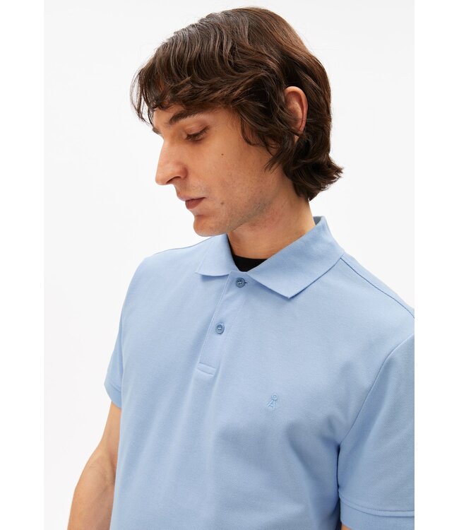 ARMEDANGELS •• Heren polo MAARIO |  bio-katoen | Wedgwood