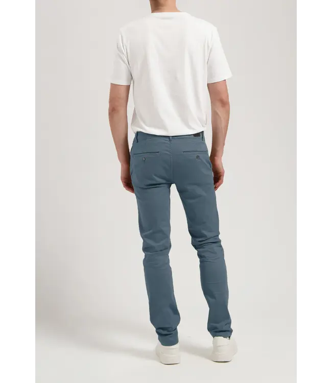 MUD Jeans •• Chino Scott mid Tapered | Slate blue