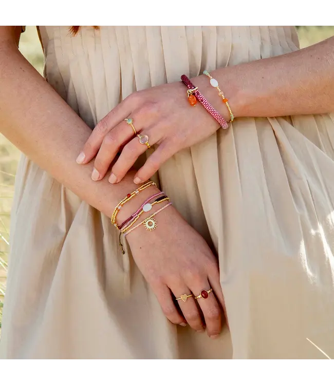 A BEAUTIFUL STORY •• Shining Moonstone Armband