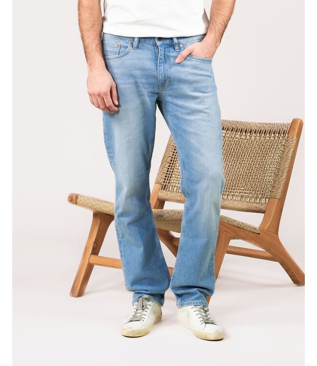 KUYICHI •• Scott Regular | Quite Light