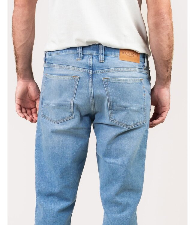 KUYICHI •• Scott Regular | Quite Light