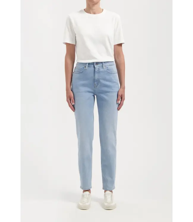 MUD Jeans •• Mams High Tapered - Light Aged