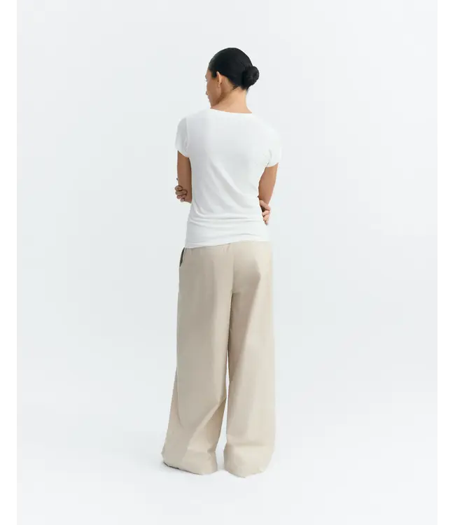 THINKING MU •• Mirna Tee Sardines