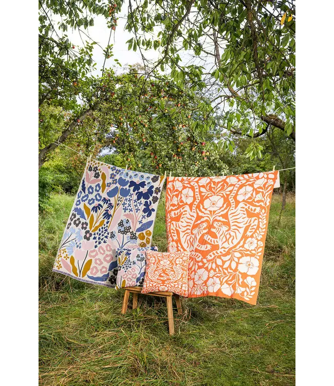 Tranquillo •• Blanket Lilae Fleur