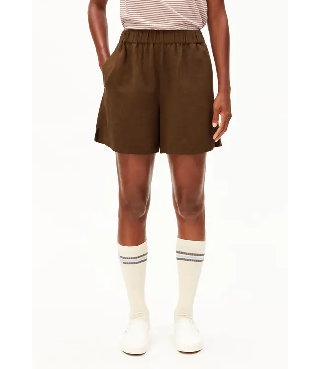 ARMEDANGELS •• linen blend pull on short | dried palm