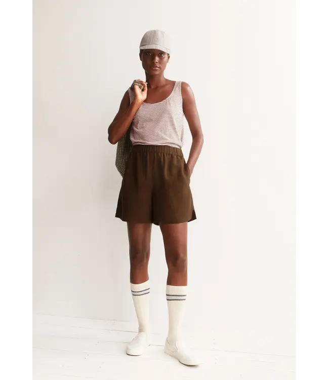 ARMEDANGELS •• linen blend pull on short | dried palm