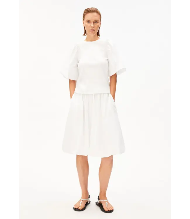 ARMEDANGELS •• puff sleeve t-shirt | white