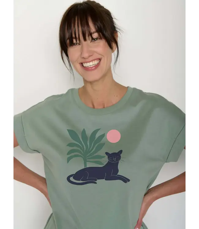 GREENBOMB •• Panther leaves loony t-shirt | Pale green