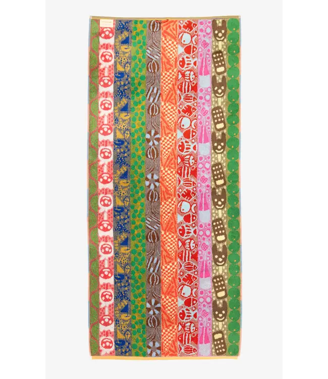 FOEKJE FLEUR •• Beach towel #119 odette's day at the beach