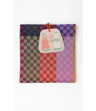 FOEKJE FLEUR •• Tea towel #136B checkered check