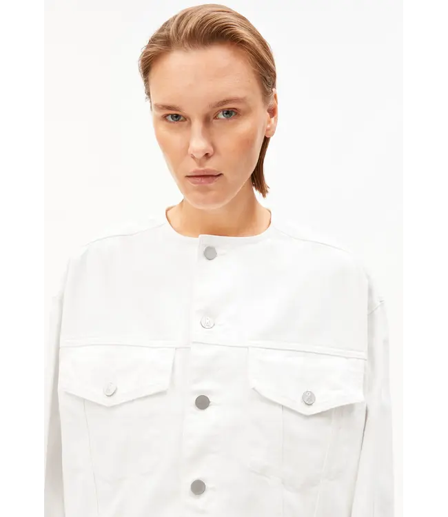 ARMEDANGELS •• Loose denim jacket | White