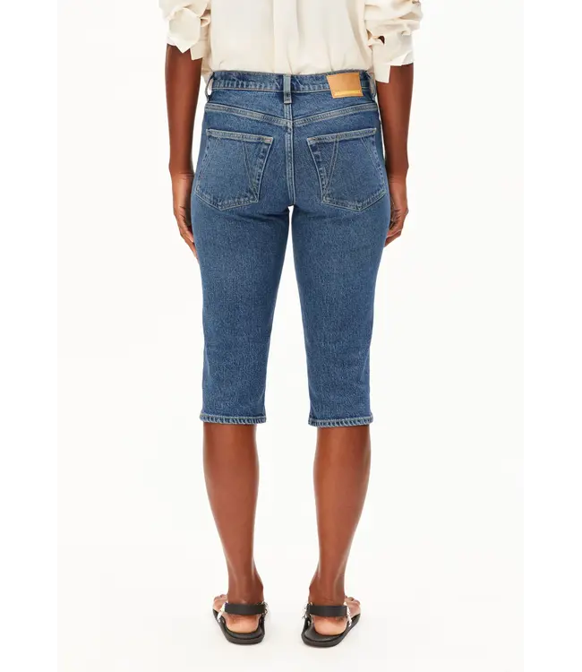 ARMEDANGELS •• Carenaa capri jeans | Atmospheric
