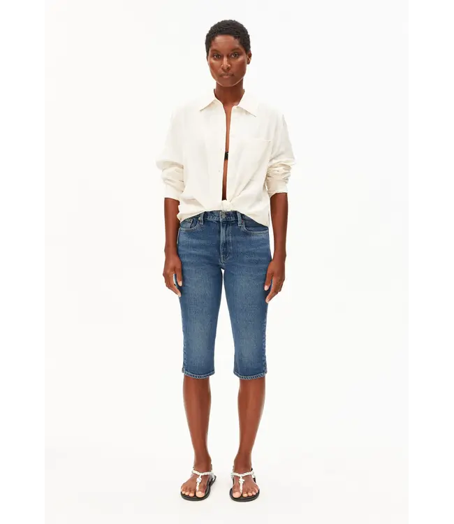 ARMEDANGELS •• Carenaa capri jeans | Atmospheric