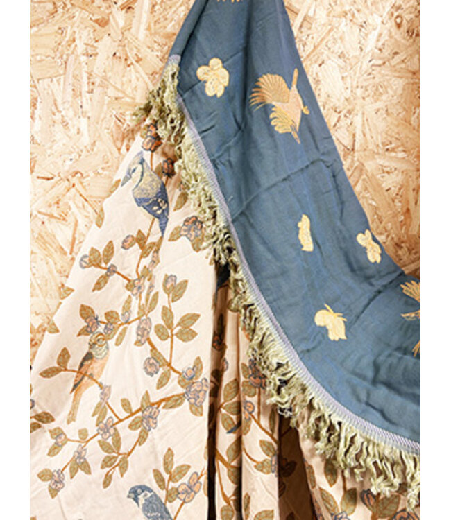 Hi-di-hi •• Blooming blanket