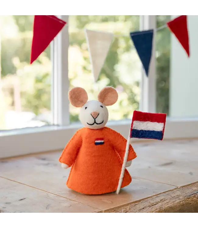 SJAAL MET VERHAAL  •• Muis met Nederlandse vlag