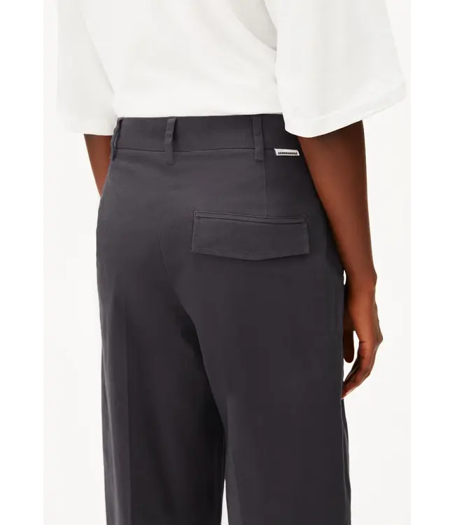 ARMEDANGELS •• Barrel leg twill Pant | Dark Steel