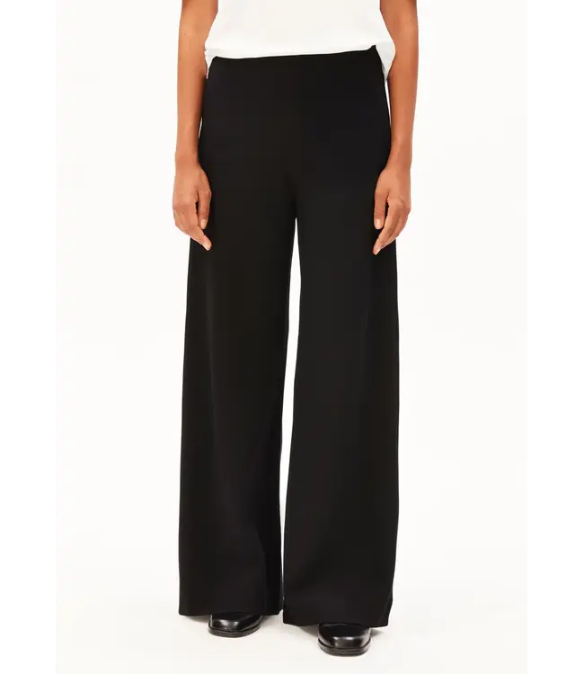 ARMEDANGELS •• Basic Wide Leg Jersey pants | Black
