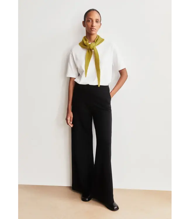 ARMEDANGELS •• Basic Wide Leg Jersey pants | Black
