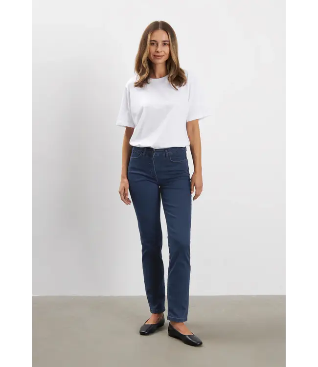 LAURIE •• Charlotte Flare Regular | Medium Length | Dark Blue Denim