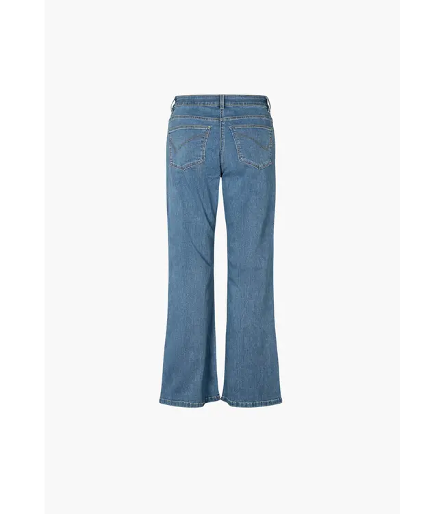 LAURIE •• Charlotte Flare Regular | Medium Length | Blue Denim