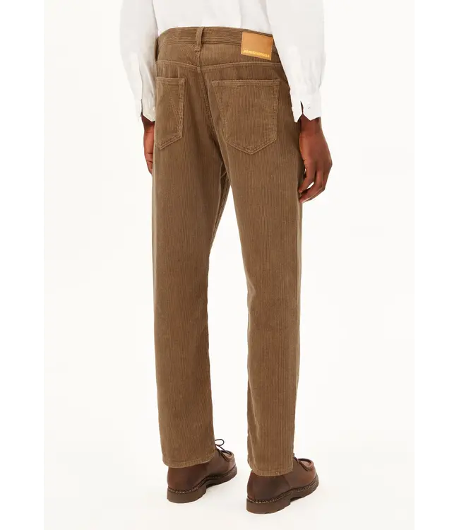 ARMEDANGELS •• Maakx Relaxed Corduroy Pants | Amberwood