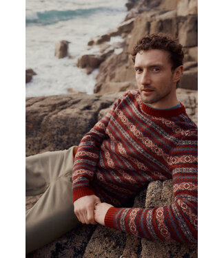 SEASALT CORNWALL •• Men's Carracks Jumper | Ewin Dark Cinnamon