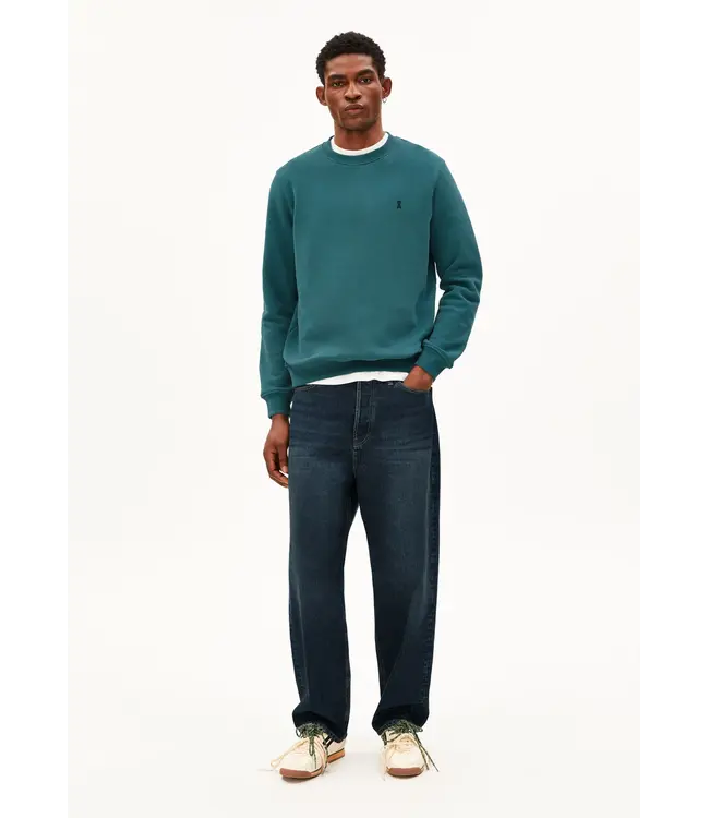 ARMEDANGELS •• BAARO FLEECE SWEATSHIRT | Petrol Velvet