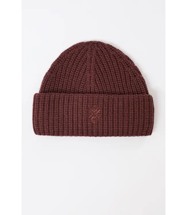 LangerChen •• Chunky knit Beanie made from Organic wool | Burgundy