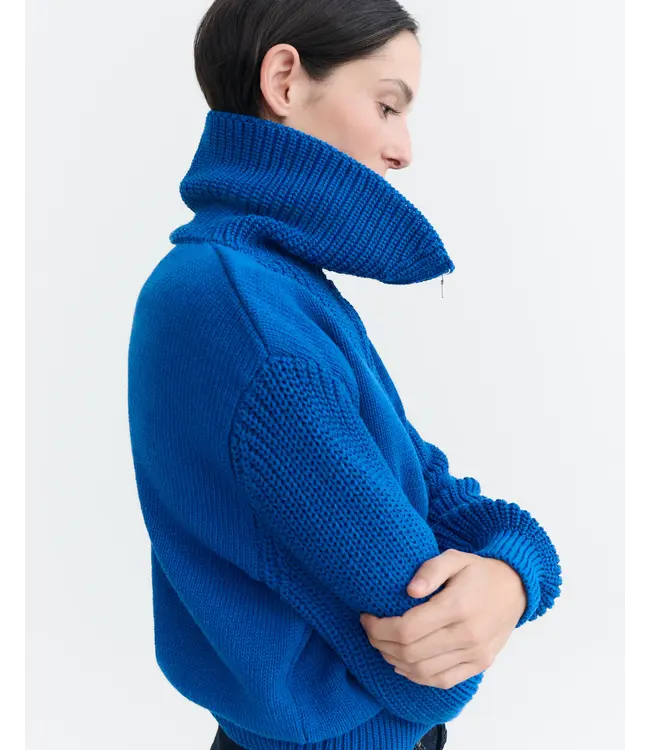 THINKING MU •• Royal Tanit Knitted Sweater | Blue