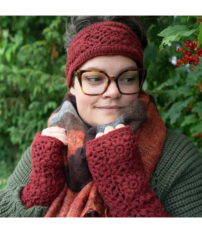 SJAAL MET VERHAAL  •• Haarband Granny Square Bordeaux