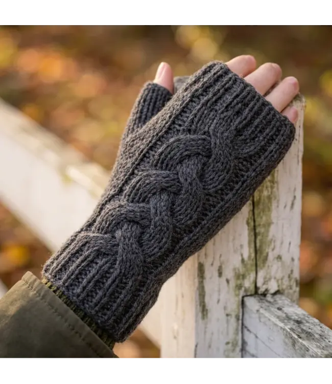 SJAAL MET VERHAAL  •• Handwarmers Cable Antraciet